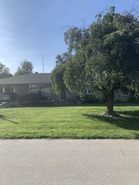 Building Photo - 503 Windemere Rd