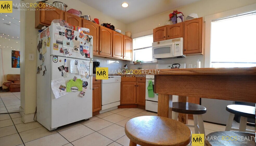 Primary Photo - 44 Allston St