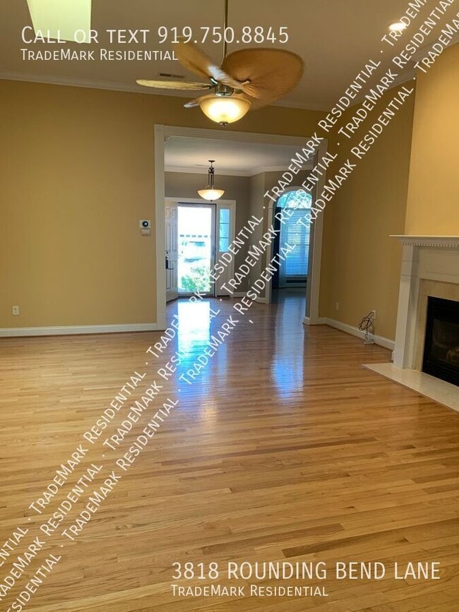 Building Photo - 3818 Rounding Bend Ln