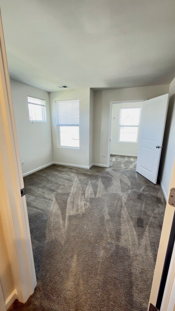 Building Photo - 659 Switchgrass Wy
