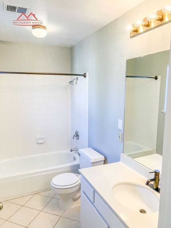 Building Photo - 931 Coventry Cir