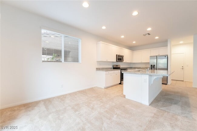 Building Photo - 11586 Monte Isola St