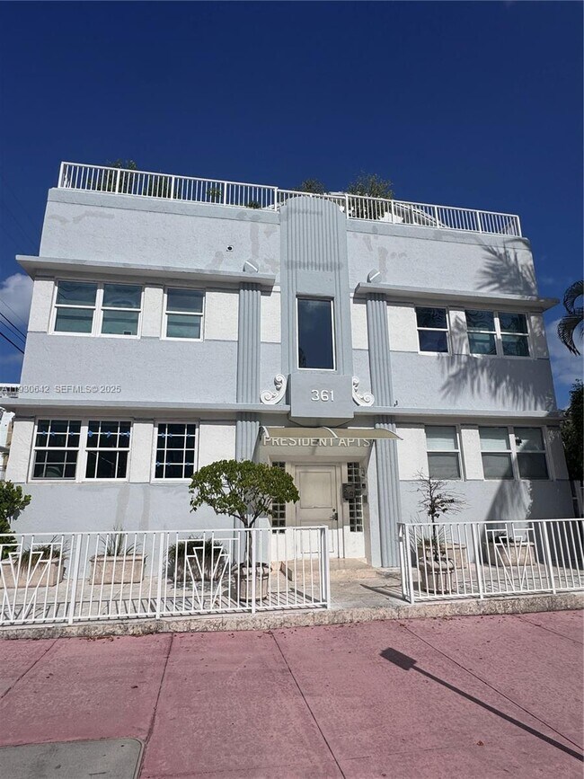 Building Photo - 361 Collins Ave