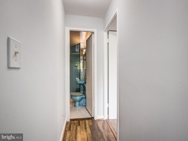 Building Photo - 11400 Washington Plaza W