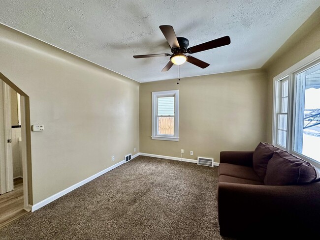 Building Photo - 30240 Groveland St