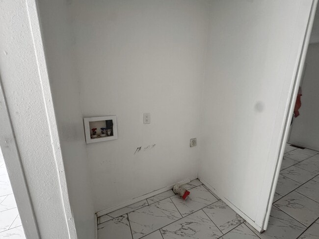 Building Photo - 2 Alta Vista Way Rd