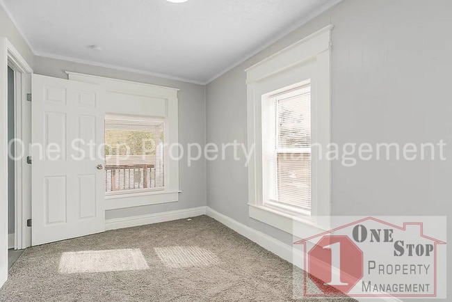 Building Photo - Charming 4-bedroom, 2-bath in Kansas City
