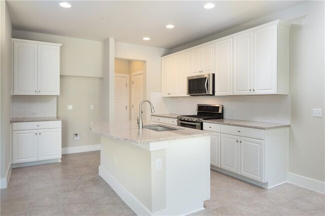 Building Photo - 213 Bridgeford Dr