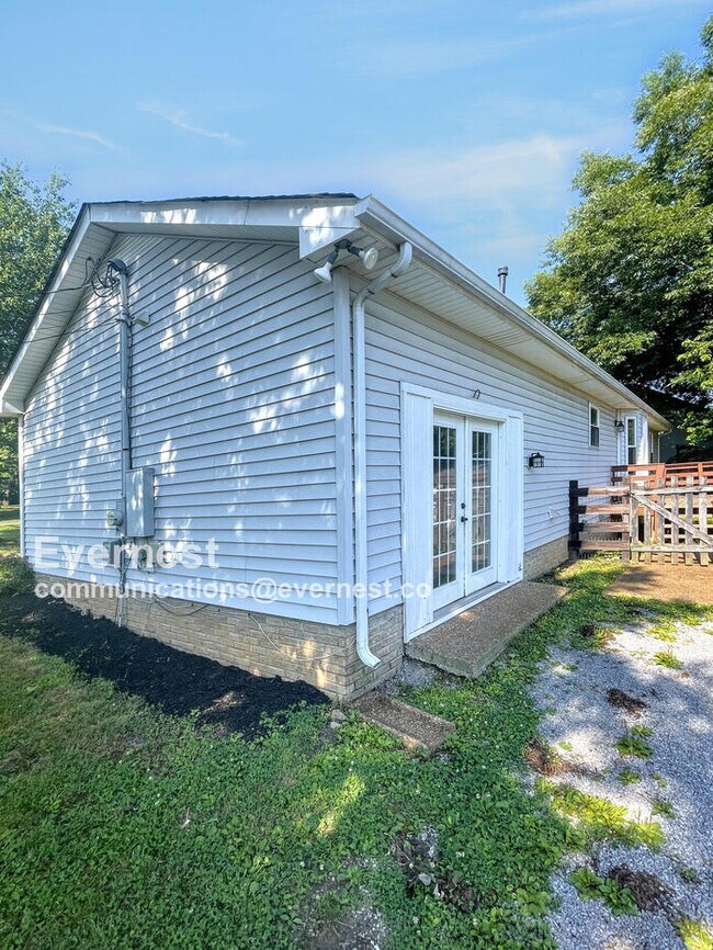 Building Photo - 508 Highland Dr