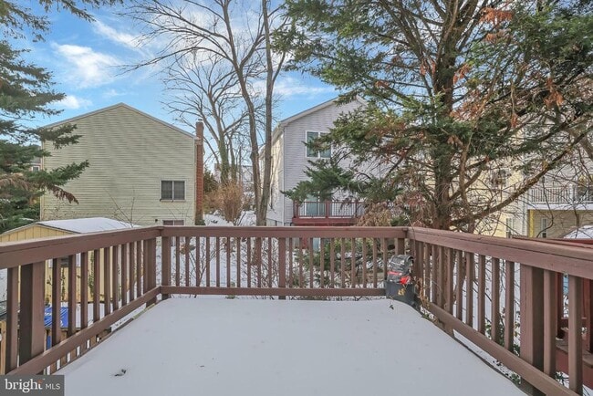 Building Photo - 1645 10th St S