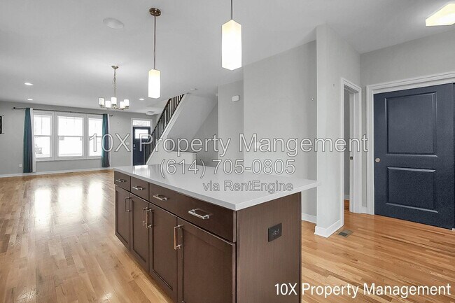 Building Photo - 1243 N Grant Ave