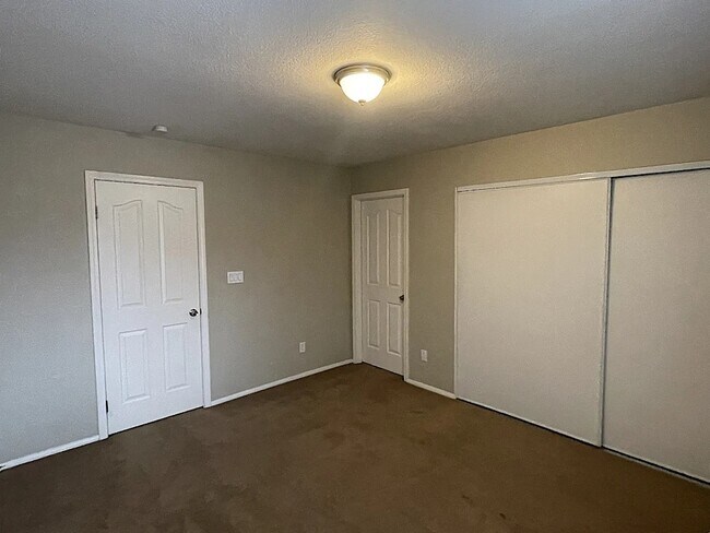 Building Photo - 5028 W Avenue M