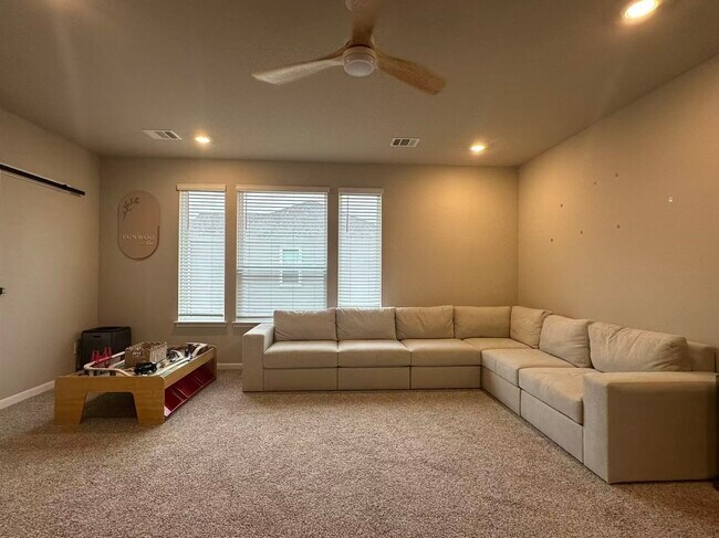 Building Photo - 8409 Soaring Sky Ln