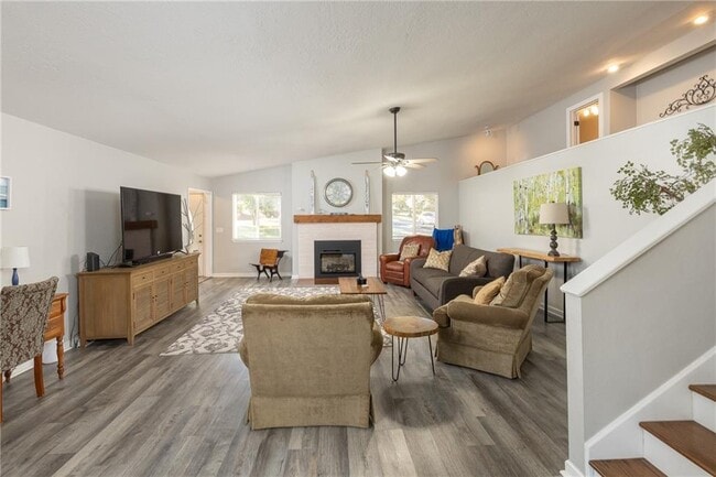 Building Photo - 12 Itetbury Ln