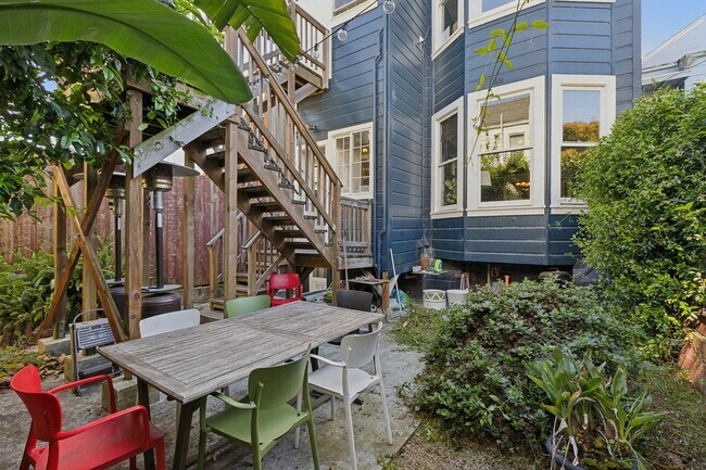 Building Photo - 2985 Harrison St