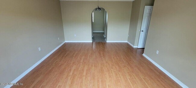 Building Photo - 2017 Millington Ln