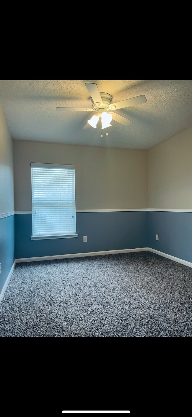 Building Photo - 7028 Deer Lodge Cir