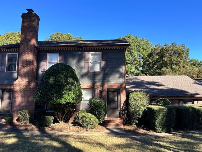 Primary Photo - Exclusively Offered by Muse Realty Rentals...