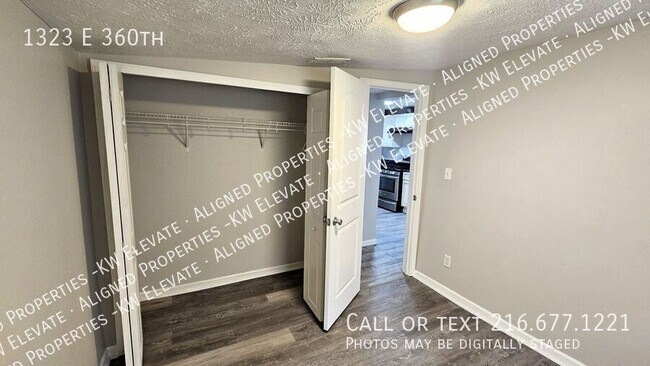 Building Photo - 1323 E 360th-