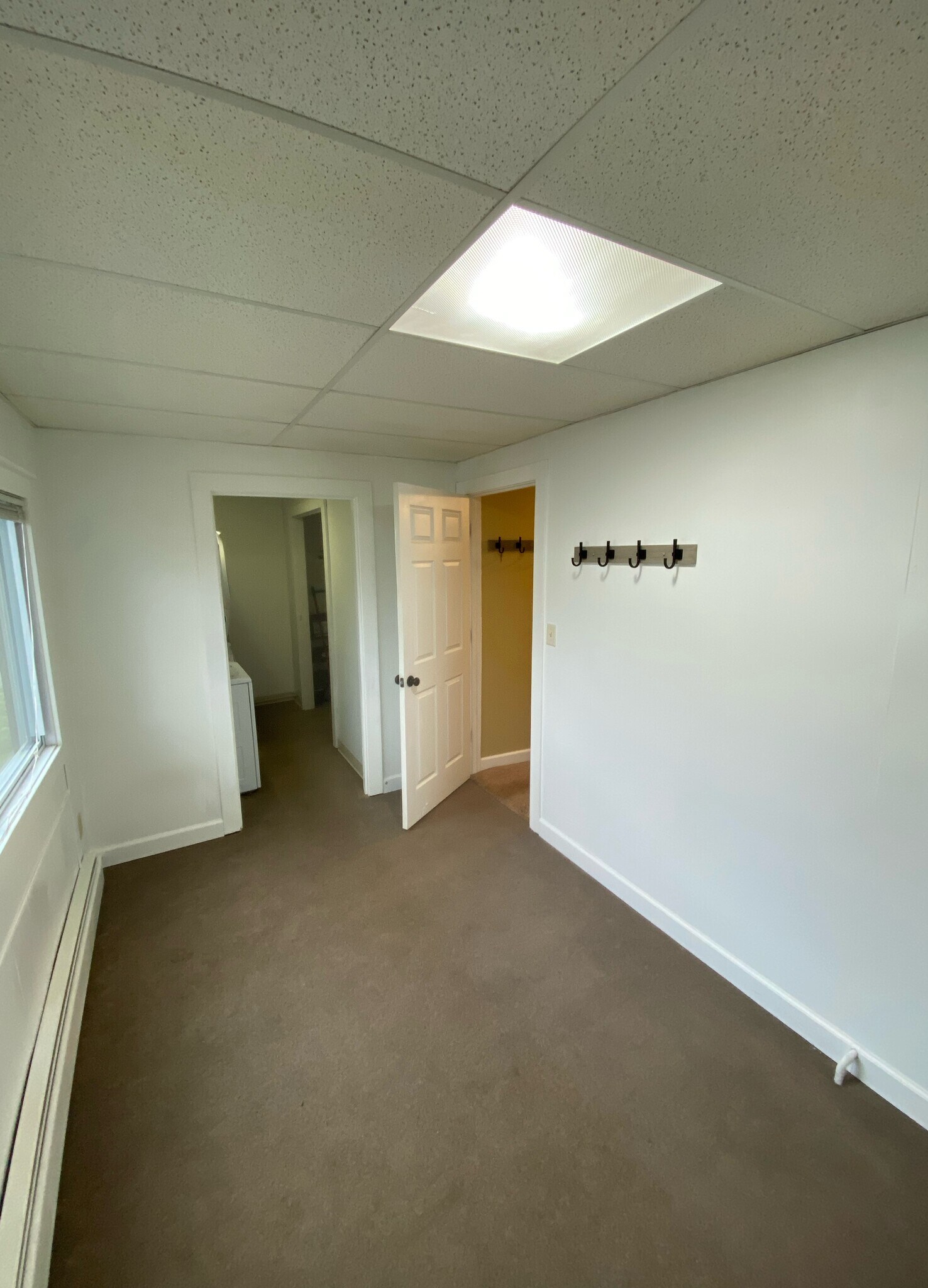 Building Photo - 7932 Violet Dr