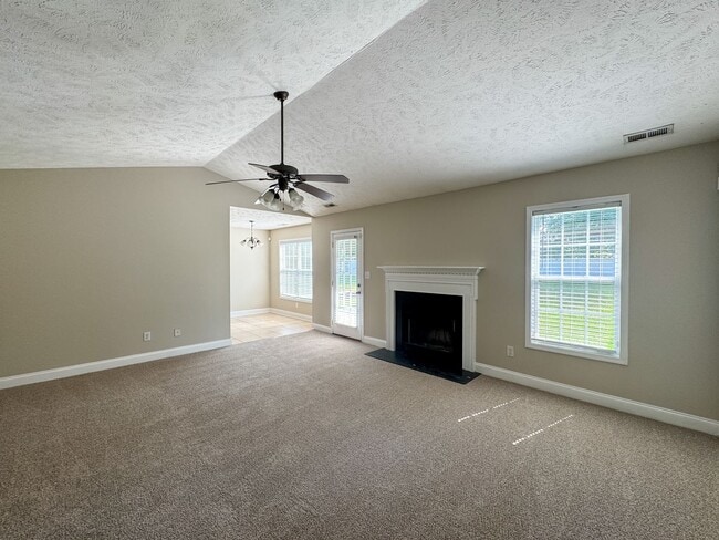 Building Photo - 274 Sanford Ct