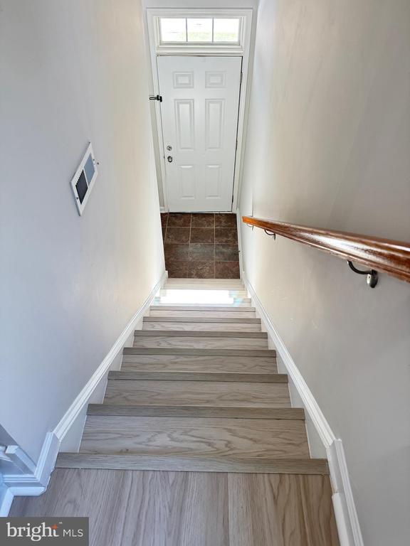 Building Photo - 312 Wilkinson Dr