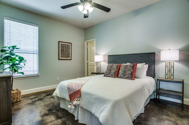 Building Photo - 3125 Waits Ave