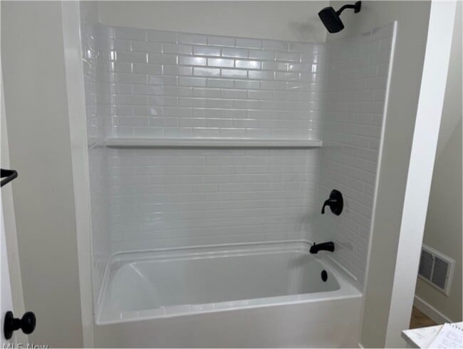 Building Photo - 201 Hollywood Blvd