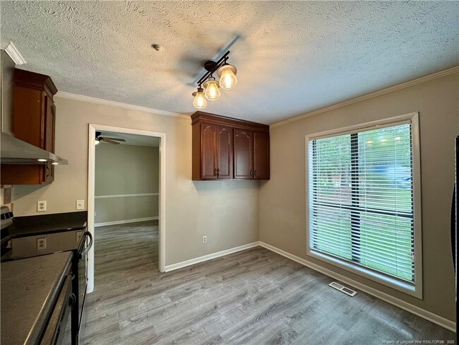 Building Photo - 7076 Pantego Dr