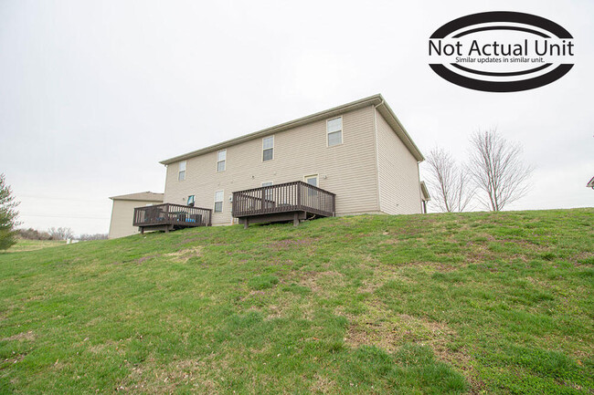 Building Photo - 3904 Snowy Owl Dr
