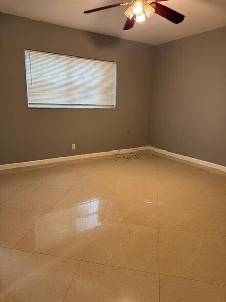 Building Photo - 11050 NW 36th St