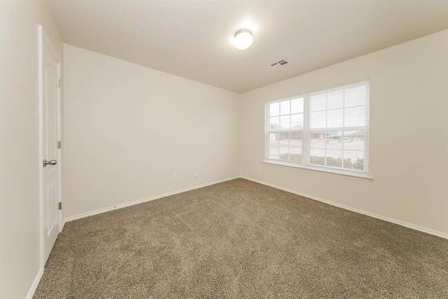 Building Photo - 4601 Wagner Lake Dr