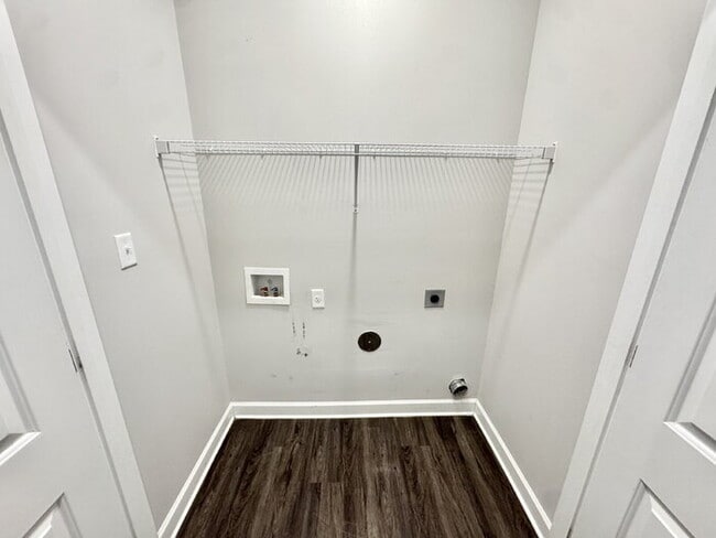 Building Photo - 11 Katie Ln