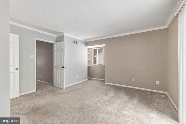 Building Photo - 18 Flintlock Ln