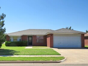 Building Photo - Beautiful House Located West of Frankford Near Shadow Hills Golf Course!