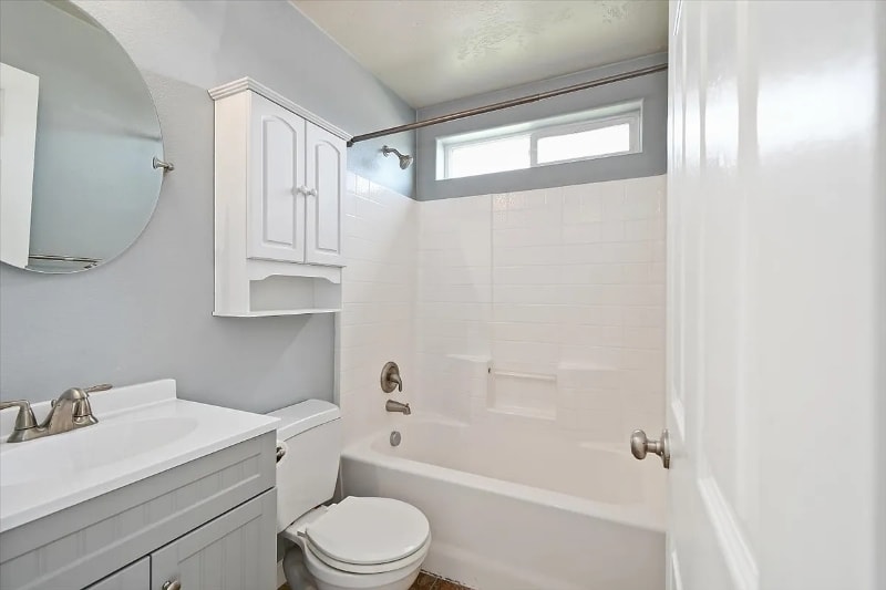 Building Photo - 2114 N Rosedust Dr