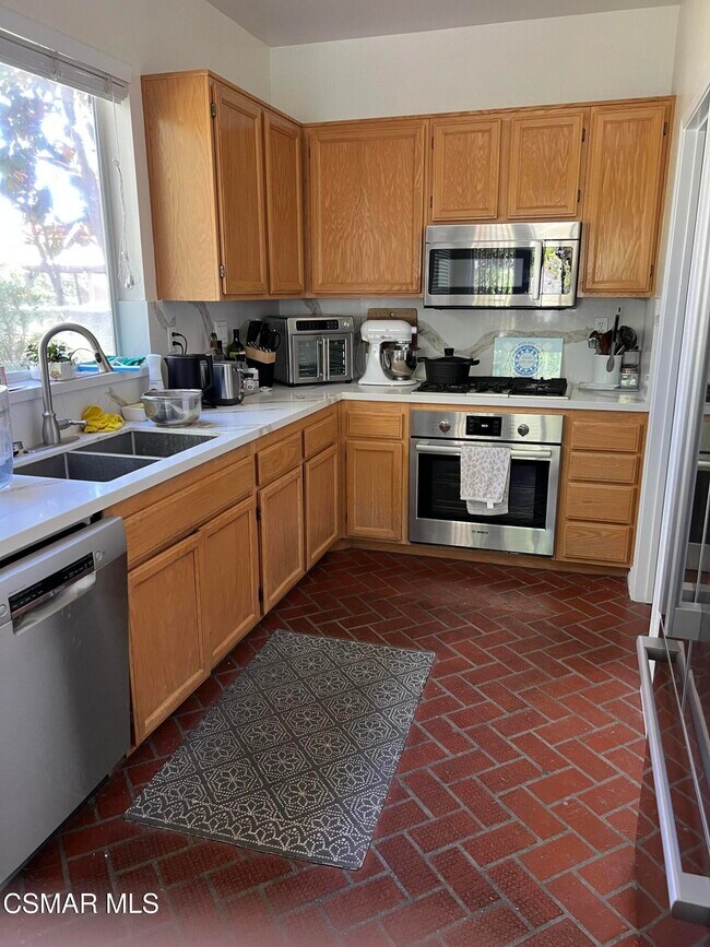 Building Photo - 5505 Verona Ct