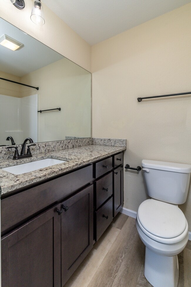 Building Photo - 932 Warrior Hill Dr