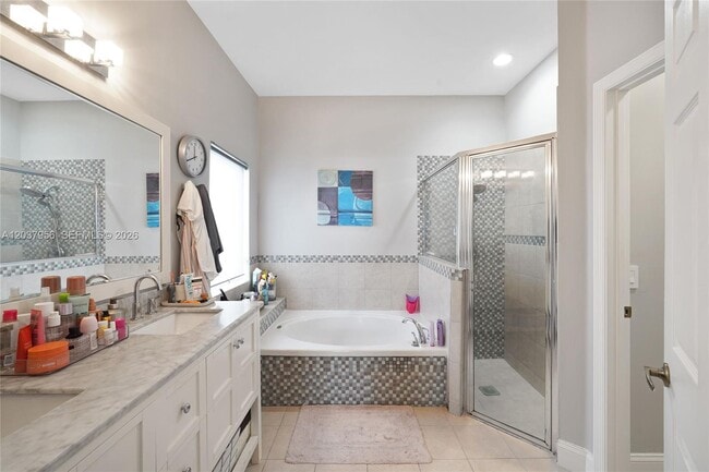 Building Photo - 4152 Sapphire Terrace
