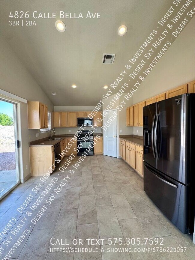 Building Photo - 4826 Calle Bella Ave
