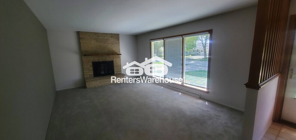 Building Photo - N86W6314 Brookdale Dr