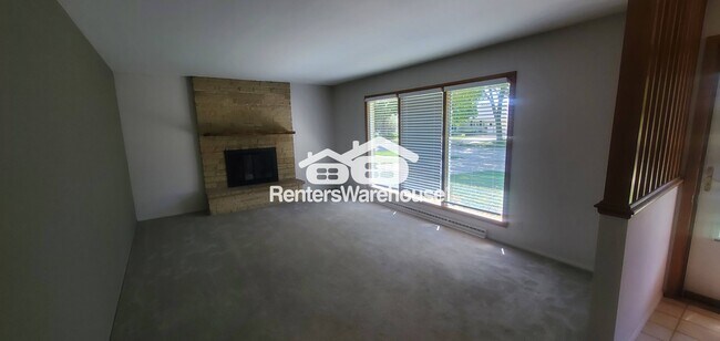 Building Photo - N86W6314 Brookdale Dr
