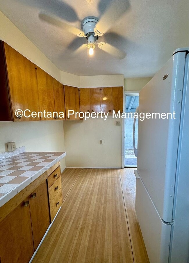 Building Photo - 1265-1265 1/2 Farrell