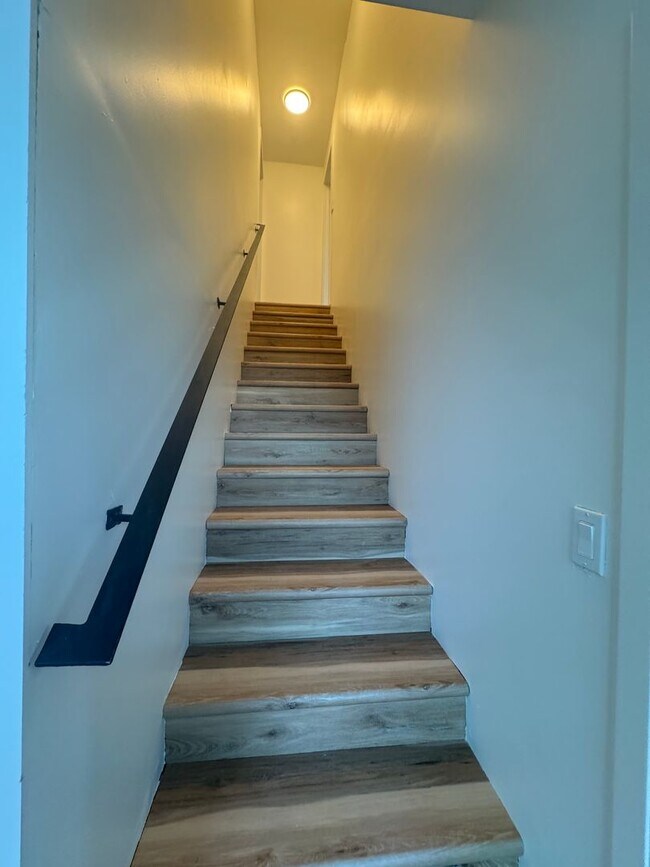 Building Photo - ONE MONTH FREE!! BRAND NEW CONSTRUCTION!! ...