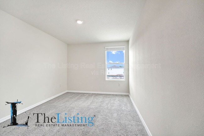 Building Photo - 5650 Anders Wy