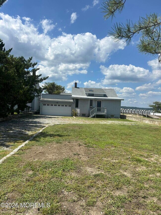 Building Photo - 674 Ocean Ave
