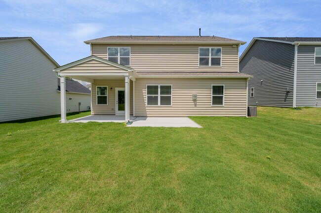 Building Photo - 19225 Yellow Birch Dr