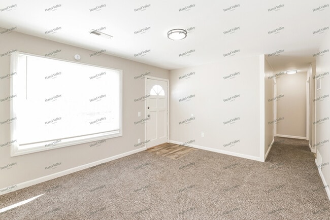 Building Photo - 1310 N Indian Ln