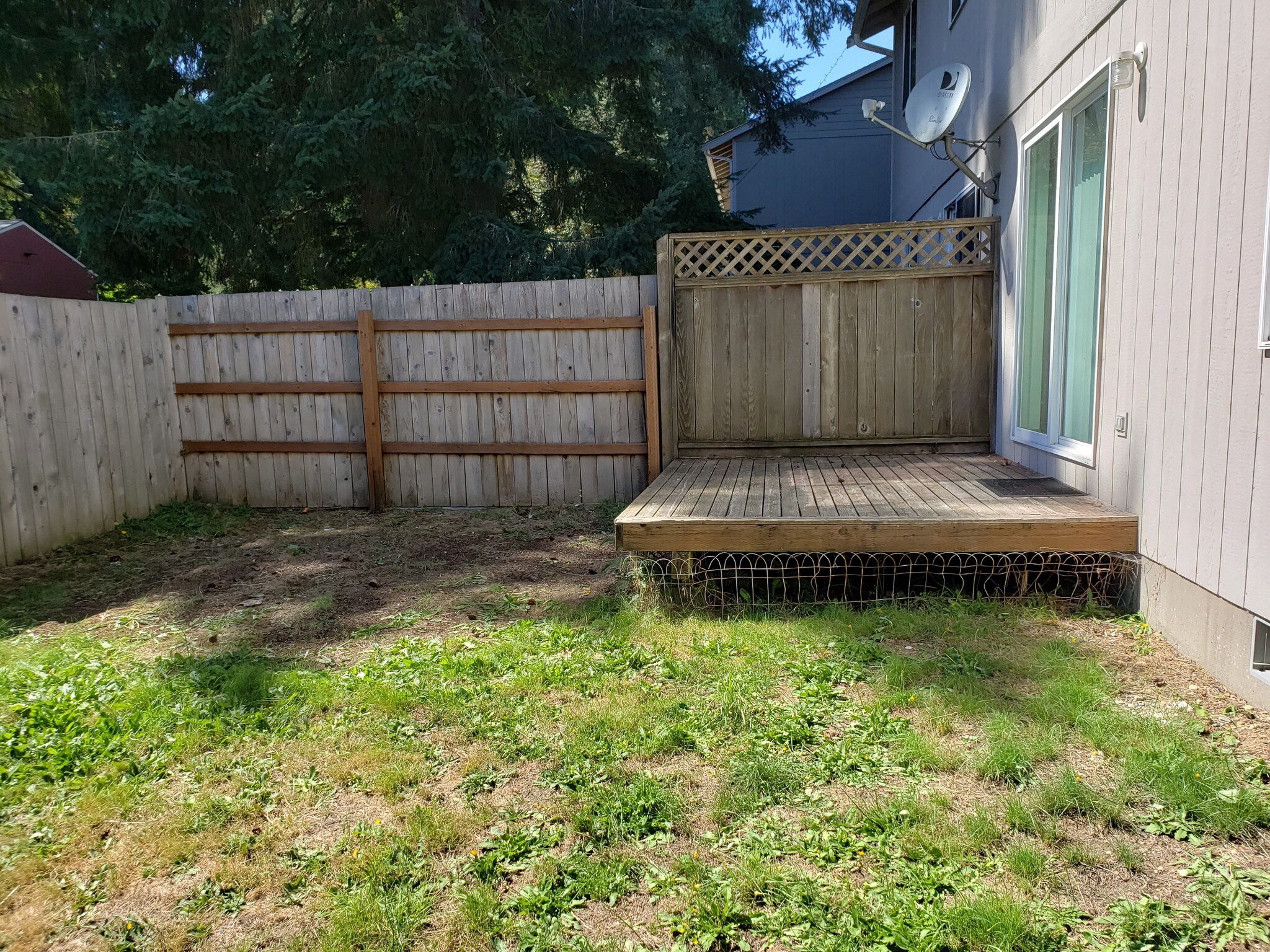 Fence back yard - 2413 Conger Ave NW