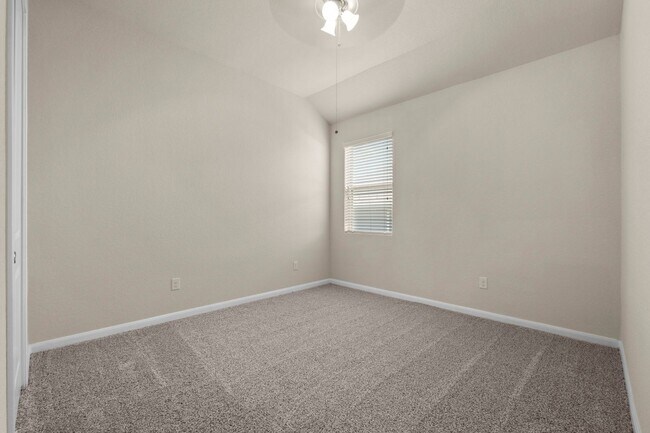 Building Photo - Mason Valley